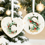 Personlig Holly Initial keramisk julprydnad med namn Hem träddekoration julklapp för familj vän