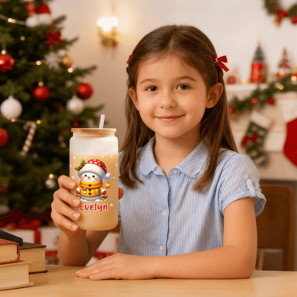 Personalisierte niedlichen Schneemann 20 oz Name Glas Becher mit Bambusdeckel und Strohhalm Weihnachtsgeschenk für Familie Freunde