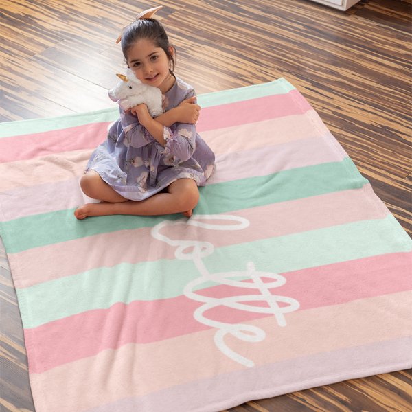 Personalisierte bunte klassische Streifen weiche Decke mit Namen Home Decor Sommer Urlaub Geburtstag Geschenk für Familie Freunde