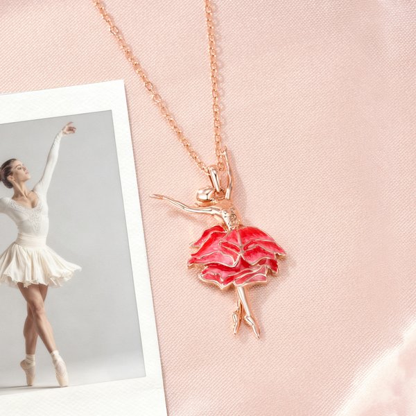 Collana personalizzata con fiore di nascita della ballerina con gonna di petali Regalo di compleanno per l'amante della danza.