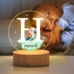 Personlig led nattlampa med namn träbas stjärnformad söt skogsfigur barnrum dekoration doppresent och babyshower födelsedagspresent till barn