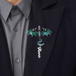 Personalisierte Drachen Brosche mit Namen Party Geburtstag Festival Geschenk für Frauen Männer Freunde Familie