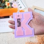Personligt Flerfärgad Initial Akryl Bag Tag Nyckelring med Namn Daglig användning Födelsedagspresent för pojke flicka tonåring