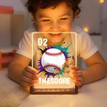 Henkilökohtainen Splatter Style Ball Design Akryyli LED-yövalo, jossa on puinen pohja ja nimi numero Desk Decor Syntymäpäivälahja urheilun ystäville
