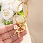 Porte-clés de sac à main personnalisé en or avec une bulle d'air initiale Cadeau d'anniversaire de mariage pour femme