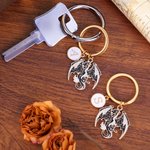 Personalisierte Dark Dragon Portable Keychain mit Initial Charm täglichen Gebrauch Geburtstagsgeschenk für Drachenliebhaber