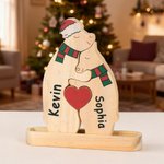 Personalizowana drewniana czapka bożonarodzeniowa z czerwonym sercem Puzzle z 2-6 imionami Dekoracja biurka Świąteczny prezent urodzinowy dla rodziny