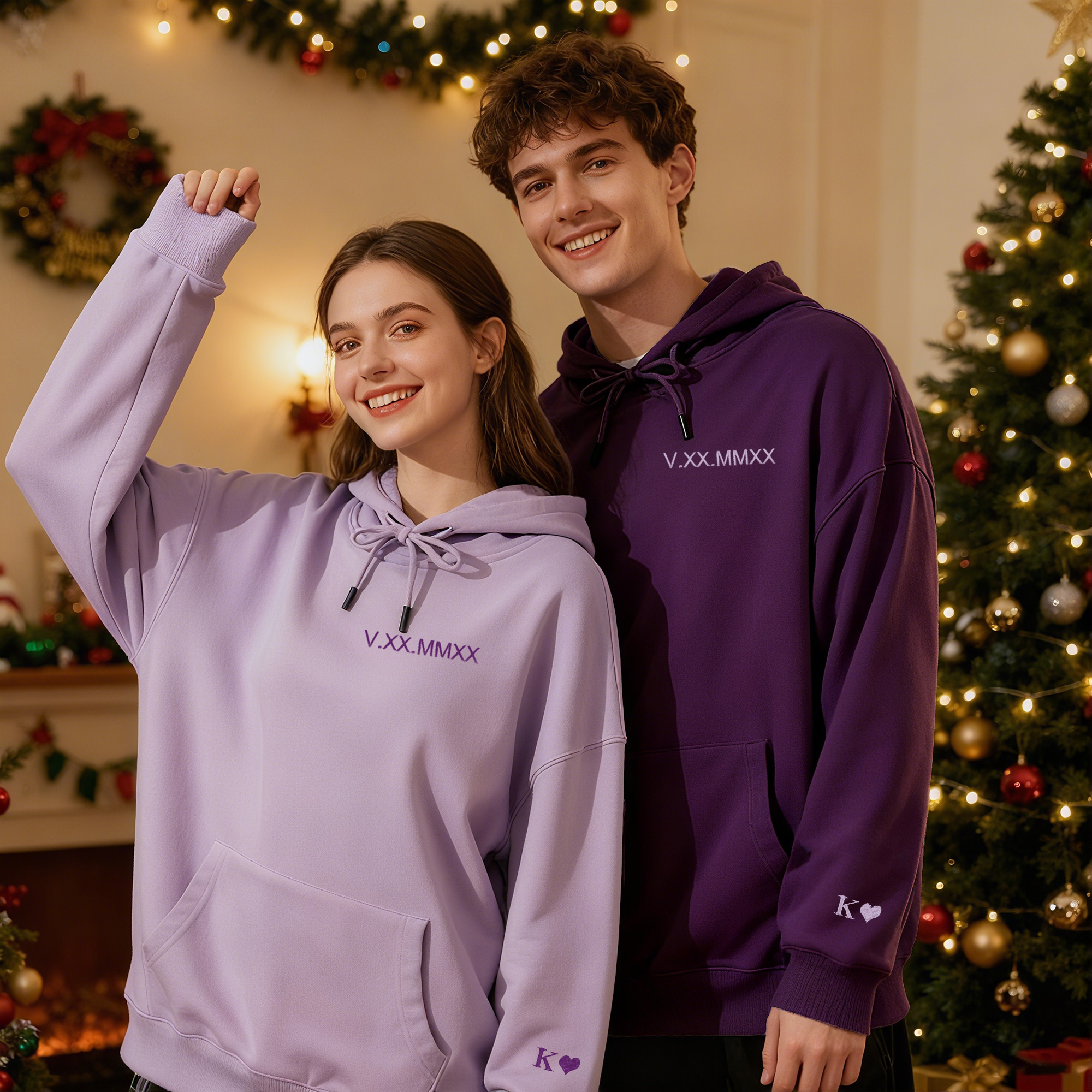 Personalisiertes besticktes Sweatshirt Hoodie mit Datum in römische Ziffern und Initialen Verlobung Geburtstag Jahrestag Geschenk für Paare
