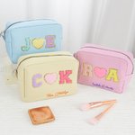 Gepersonaliseerde hart-vormige geborduurde naam gestreepte make-up tas dagelijks reizen bruiloft partij verjaardag cadeau voor vrouwen bruidsmeisjes