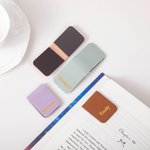 Segnalibro in pelle stile minimalista magnetico personalizzato con nome inciso regalo di compleanno e laurea per amanti dei libri e lettori accaniti