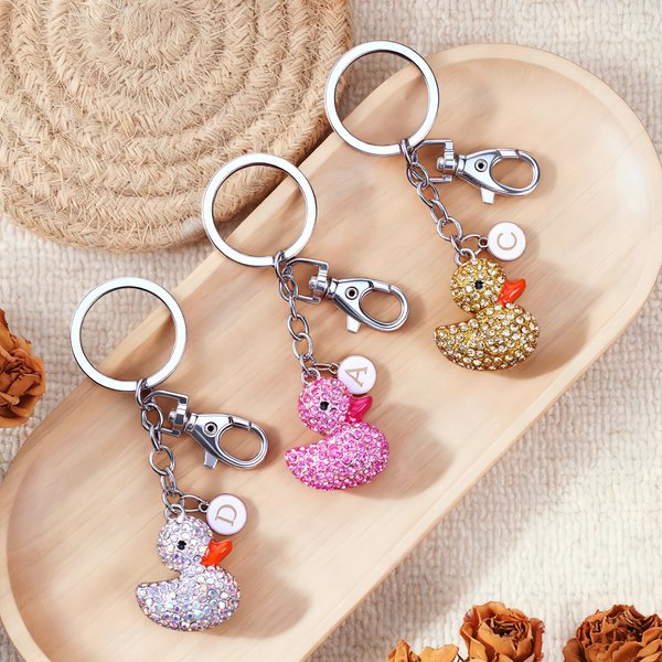 Spersonalizowany brelok do kluczy 3D Cute Rubber Ducky Glitter z zawieszką z inicjałami Prezent urodzinowy dla rodziny i przyjaciół