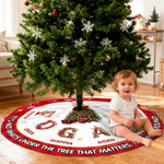 Personalised Snowflake Sweets Floral Initial Christmas Tree Skirt with 2-8 Names Holiday Party Home Decor Christmas Gift for Family Friends