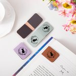 Personalisierte Katze Mond Geburt Blume magnetische Leder Lesezeichen Clip mit Namen Lesen Schreibwaren Zubehör Geburtstag Geschenk für Bücherwürmer Buchliebhaber