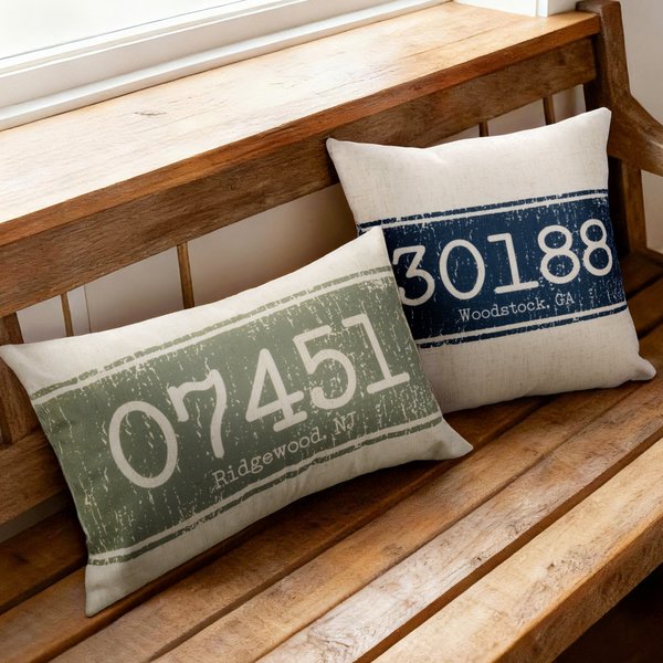 Taie d'oreiller personnalisée avec code postal imprimé rétro Décoration de la maison Pendaison de crémaillère Cadeau d'anniversaire pour les amis et la famille