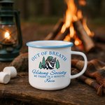 Personalisierte außer Atem Wandern Gesellschaft Waschbär 12 oz Emaille Becher mit Namen Wandern Outdoor-Aktivität Geschenk für Naturliebhaber Abenteuer