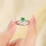 Anillo personalizado de plumas de piedra de nacimiento con texto Joyería delicada Uso diario Cumpleaños Aniversario Regalo para Niña Novia Mujer
