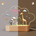 Gepersonaliseerd Schattig Olifant Konijn Giraf Wolk Stijl Acryl LED Nachtlampje met Naam Tekst en Houten Base Nursery Decor Verjaardagscadeau voor kinderen