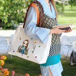 Sac Cabas en Toile Personnalisé avec Personnage de Lecture Dessin Animé Fleur de Naissance et Nom Cadeau d’Anniversaire pour Femmes Filles