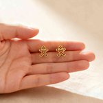 Spersonalizowane kolczyki sztyfty Romantasy Birthstone Gingerbread Man Christmas Birthday Anniversary Gift dla kobiety