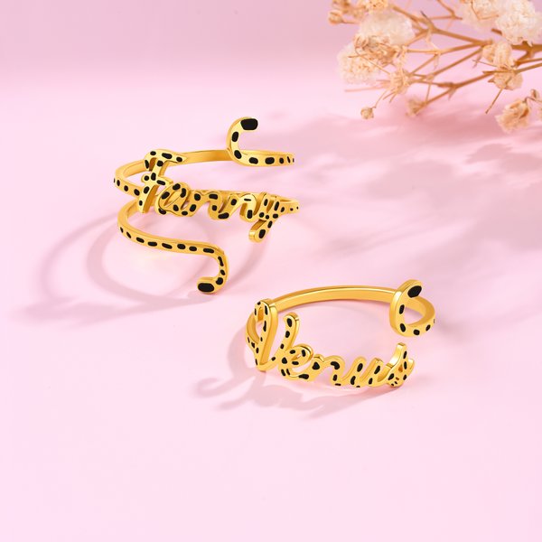 Personalisierte Langschwanz Marsupilami Form Ring mit Namen Jahrestag Geburtstag Weihnachten Geschenk für Frauen Mädchen | Callie × Marsupilami®