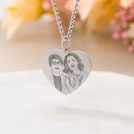 Collier photo coeur gravé personnalisé avec texte Cadeau d'anniversaire pour la famille et les amis