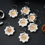 Personalised Upcycled Bicycle Chain Keychain with Laser-Engraved Wood Pattern and Text Birthday Outdoor Activities Gift for Friends Cyclists