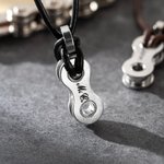 Collar personalizado de cuero de la PU en forma de cadena de bicicleta con el nombre de cumpleaños Aniversario de regalo para el ciclista