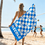 Toalla de playa de secado rápido con nombre y estampado de bolas personalizado Regalo de cumpleaños esencial para un amigo de la familia amante de los deportes de bolas