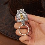Llavero Personalizado Retro Western Cowboy Cow Tag con Inicial Uso Diario Regalo de Cumpleaños Aniversario para Amantes de los Vaqueros