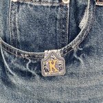 Llavero Personalizado Retro Western Cowboy Cow Tag con Inicial Uso Diario Regalo de Cumpleaños Aniversario para Amantes de los Vaqueros
