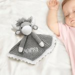Personalized Highland Cow Knitted Soft Baby Security Blanket with Embroidered Name Birthday Baby Shower Gift for Newborns New Parents