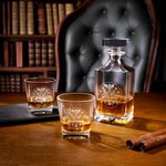 Personalised Christmas-Themed Whiskey Decanter with Engraved Name Daily Use Christmas Gift for Whiskey Lover