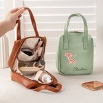 Sac de Maquillage Portable en Cuir PU Personnalisé avec Nom Fleur de Naissance Accessoire de Grande Capacité Multi-compartiment Cadeau pour Femme