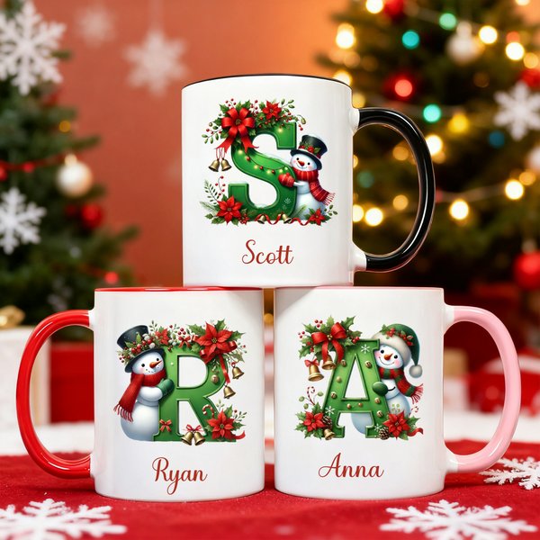 Gepersonaliseerde 325 ml / 445 ml Keramische Mok met Sneeuwpopmotief met Naam en Initiaal Dagelijks Gebruik Kerstcadeau voor Familie en Vrienden