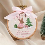 Henkilökohtainen kirjailtu joulukuusi Rabbit Bow Ornamentti nimi ja vuosi Tree Decor Vauvan ensimmäinen joululahja uusille vanhemmille