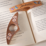 Henkilökohtainen Butterfly Birth Flower Puinen peukalo Book Page Holder nimi Book tarvikkeet Book Club lahja Kirjan ystäville Bookworms