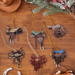 Personalisierte Pferdesattel Acryl Ornament mit Namen Home Decor Weihnachten Geburtstag Jahrestag Geschenk für Pferdeliebhaber Pferdesportler