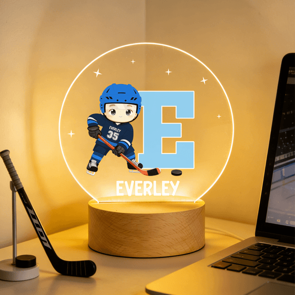 Luce notturna a LED personalizzata con nome iniziale e base in legno, regalo di compleanno per gli amanti dell'hockey.