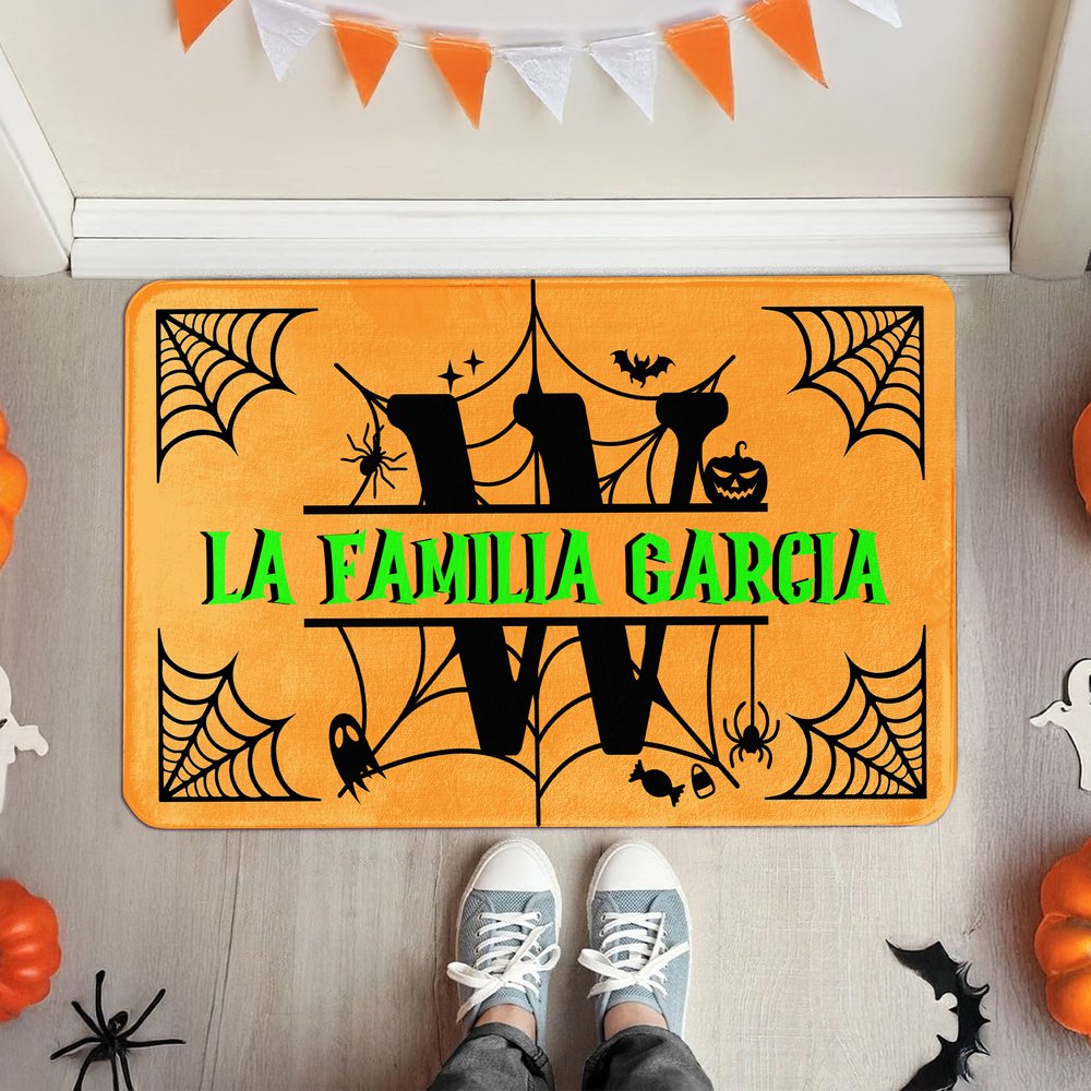 Alfombra personalizada con tema de Halloween y diseño de telaraña con nombre e iniciales decoración del hogar regalo de Halloween para familia 1