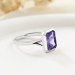 Henkilökohtainen Square Sterling Silver Birthstone Kehys Set Solitaire Ring Dainty Korut Daily Wear Häät Vuosipäivä Syntymäpäivälahja Pariskunta Morsian