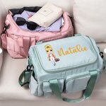Personalisierte Cartoon Travel Girl Charakter Multi-Compartment Reisetasche mit Namen und Schultergurt Reisezubehör Geburtstag Geschenk für Frauen