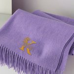 Sciarpa morbida in finto cashmere personalizzata con iniziale floreale e nome con nappe regalo invernale per famiglia e amici