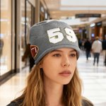 Henkilökohtainen monivärinen Jalkapallo Äiti Neulottu pipo Player numero Talvi Accessory Syntymäpäivälahja Jalkapallo Äidit Jalkapalloilijat Jalkapalloilijat