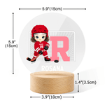 Personalisierte niedlichen Cartoon Eishockeyspieler LED-Nachtlicht mit Namen Nummer und hölzerne Basis Home Decor Geburtstagsgeschenk für Hockeyspieler Liebhaber