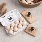 Personalisierter Eier-Stempel Karton-Stempel mit Lebensmittelechte Stempelfarbe Hühner-Muster Text Bauernhof Geburtstag Geschenk für Familie Landwirte