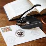 Spersonalizowany ręczny stempel do wytłaczania książek fantasy Dragon z tytułem i imieniem Urodzinowy prezent dla moli książkowych