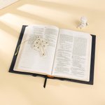 Spersonalizowany skórzany pokrowiec na Biblię z imieniem i nazwiskiem do studiowania Biblii Świąteczny prezent religijny dla chrześcijanina