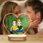 Personalizado de dibujos animados de personajes de la pareja del corazón de acrílico LED Luz de noche con nombre y base de madera Decoración para el hogar Día de San Valentín Aniversario de regalo par