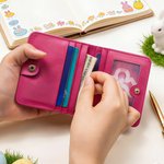 Personlig Söt Peter Rabbit Initial PU läder Bifold Pocket Plånbok med flera kortplatser med namn Påskpresent till flickor