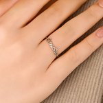 Personlig Minimalist Style Circle Open Sterling Silver Ring med 2-4 navn Bursdagsgave til familie, par og jubileumsgave